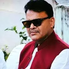 बन्द कूड़ा प्लांट चलाने को डीएम ने दिये डेढ करोड़ बन्द कूड़ा प्लांट चलाने को डीएम ने दिये डेढ करोड़
