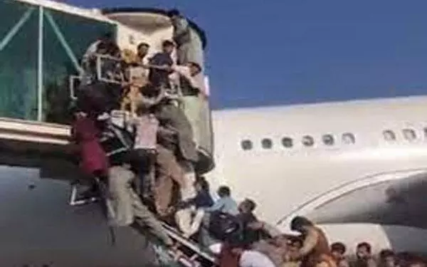 काबुल एयरपोर्ट पर फायरिंग में 3 की मौत