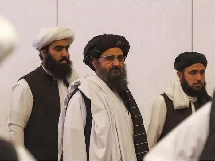 अशरफ गनी का भाई तालिबान के साथ खडा हुआ