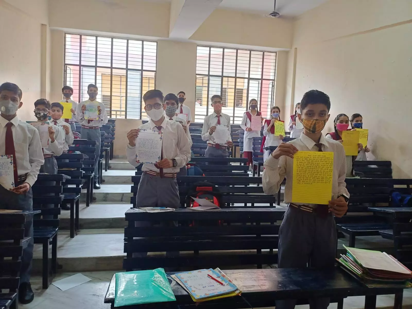 एम.जी. पब्लिक स्कूल में हिंदी दिवस पर निबंध प्रतियोगिता आयोजित