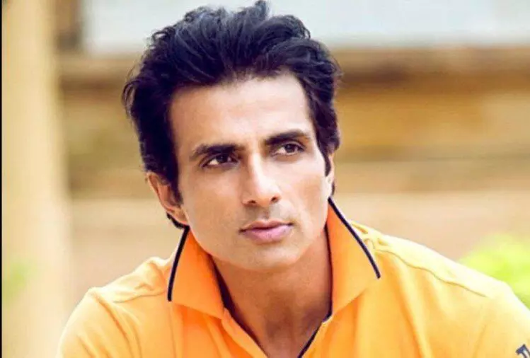 आयकर विभाग विभाग ने अभिनेता सोनू सूद पर 20 करोड़ से ज्यादा की टैक्स चोरी का लगाया आरोप आयकर विभाग विभाग ने अभिनेता सोनू सूद पर 20 करोड़ से ज्यादा की टैक्स चोरी का लगाया आरोप