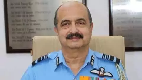 वीआर चौधरी होंगे नये वायुसेना प्रमुख वीआर चौधरी होंगे नये वायुसेना प्रमुख