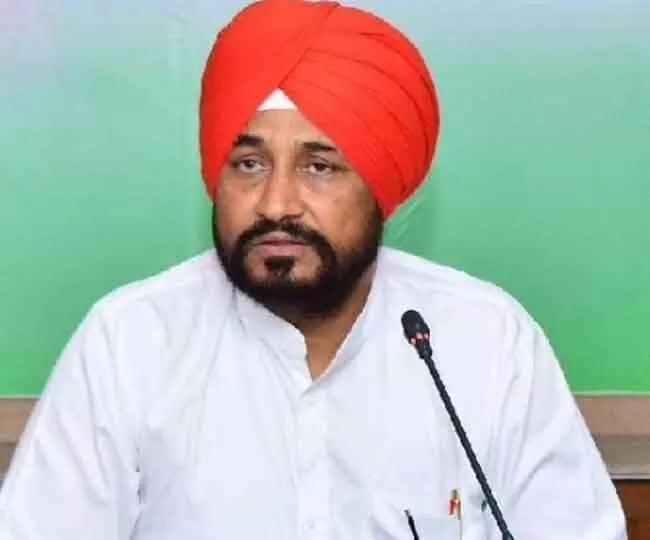 पंजाब में नये मंत्रिमंडल ने शपथ ली पंजाब में नये मंत्रिमंडल ने शपथ ली