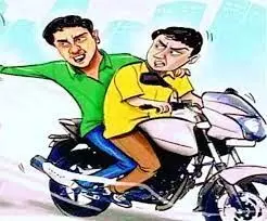 बुलंदशहर में आयकर अधिकारी बनकर बदमाश मुनीम से 72 लाख लूटकर फरार बुलंदशहर में आयकर अधिकारी बनकर बदमाश मुनीम से 72 लाख लूटकर फरार