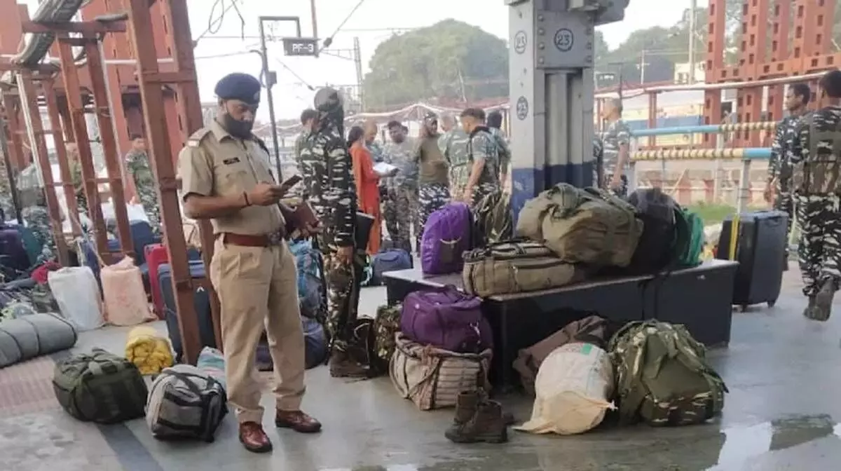 रायपुर रेलवे स्टेशन पर विस्फोट से सीआरपीएफ के चार जवान घायल