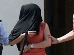 होटल में देह व्यापार मामले में दरोगा लाइन हाजिर व दो सिपाही निलंबित होटल में देह व्यापार मामले में दरोगा लाइन हाजिर व दो सिपाही निलंबित