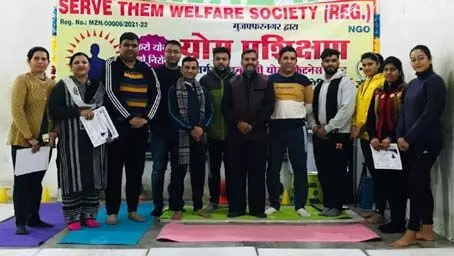 कान्हा जी फिटनेस क्लब में योग प्रशिक्षण शिविर का आयोजन कान्हा जी फिटनेस क्लब में योग प्रशिक्षण शिविर का आयोजन