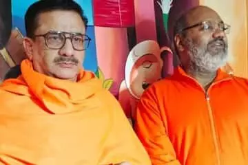 वसीम रिजवी ने इस्लाम छोड अपनाया सनातन धर्म