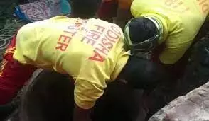 मां ने ही कर दी 2 माह के बेटे की हत्या, शव बैग में भरकर कुएं में फेंका मां ने ही कर दी 2 माह के बेटे की हत्या, शव बैग में भरकर कुएं में फेंका