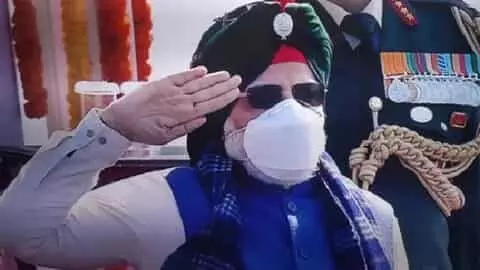 अब पगड़ी पहने दिखाई दिए पीएम नरेंद्र मोदी अब पगड़ी पहने दिखाई दिए पीएम नरेंद्र मोदी