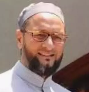 ओवैसी पर हमले के दोनों आरोपी गिरफ्तार ओवैसी पर हमले के दोनों आरोपी गिरफ्तार