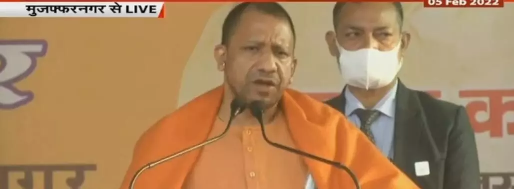 खून गर्म होता तो मुजफ्फरनगर में दंगा नहीं होता : योगी खून गर्म होता तो मुजफ्फरनगर में दंगा नहीं होता : योगी