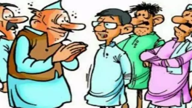 वाह नेता जी, बाइक पर घुमाने से लेकर नाश्ता पानी तक सबकुछ गनर के जिम्मे