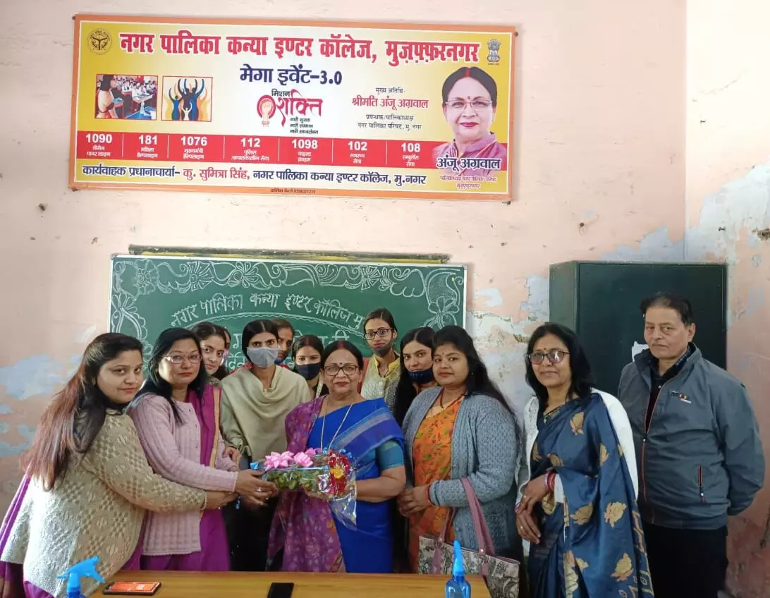 नई टीचर्स के बीच पहुंच अंजू अग्रवाल ने बढ़ाया उत्साह नई टीचर्स के बीच पहुंच अंजू अग्रवाल ने बढ़ाया उत्साह