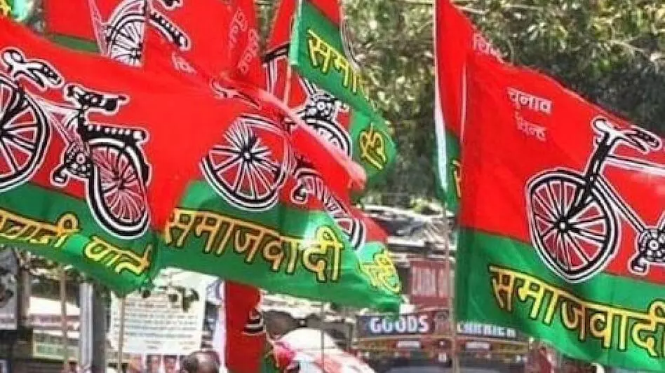 ईवीएम की पहरेदारी के लिए लगाई ड्यूटी ईवीएम की पहरेदारी के लिए लगाई ड्यूटी