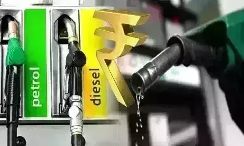 कच्चे तेल के दाम आसमान पर पहुंचे कच्चे तेल के दाम आसमान पर पहुंचे