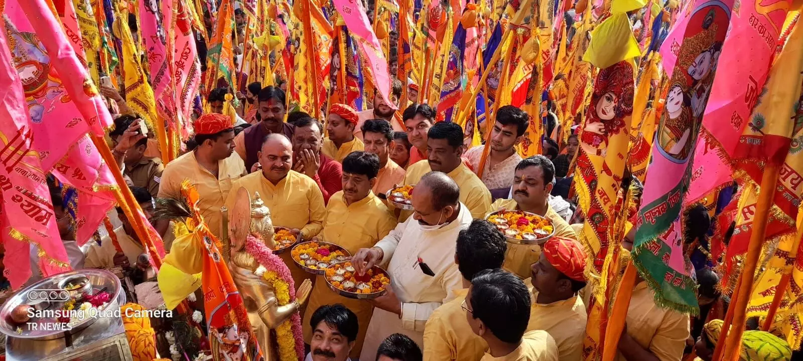 कपिल देव ने किया खाटू श्याम निशान यात्रा का शुभारम्भ