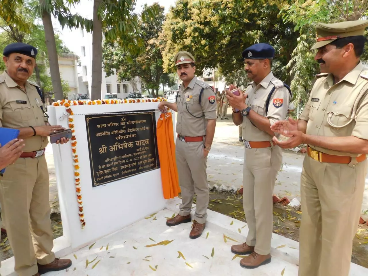 फुगाना थाने का एसएसपी अभिषेक यादव ने किया निरीक्षण फुगाना थाने का एसएसपी अभिषेक यादव ने किया निरीक्षण