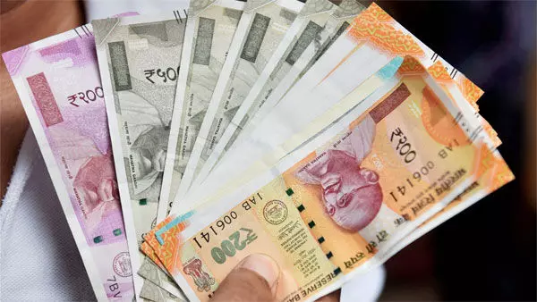 अप्रैल में पंद्रह दिन बैंक रहेंगे बंद अप्रैल में पंद्रह दिन बैंक रहेंगे बंद