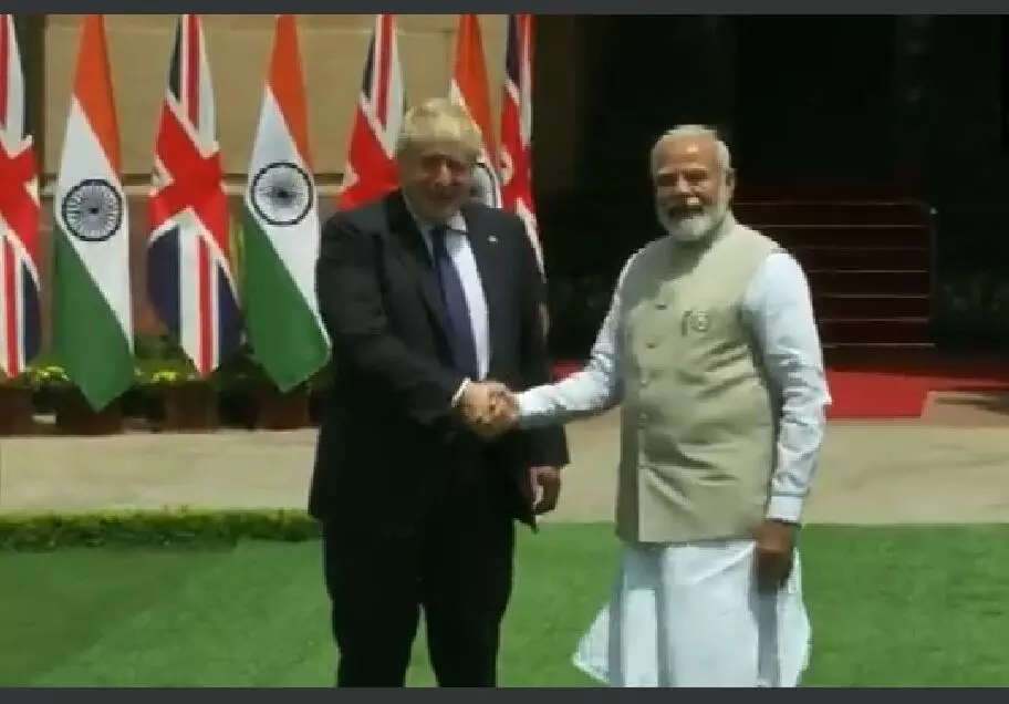 पीएम मोदी से मिलकर ब्रिटिश पीएम बोरिस जॉनसन बोले भारत की वैक्सीन पुरी दुनिया के लिए मिशाल ,मुझे भी लगी है भारत की वैक्सीन पीएम मोदी से मिलकर ब्रिटिश पीएम बोरिस जॉनसन बोले भारत की वैक्सीन पुरी दुनिया के लिए मिशाल ,मुझे भी लगी है भारत की वैक्सीन