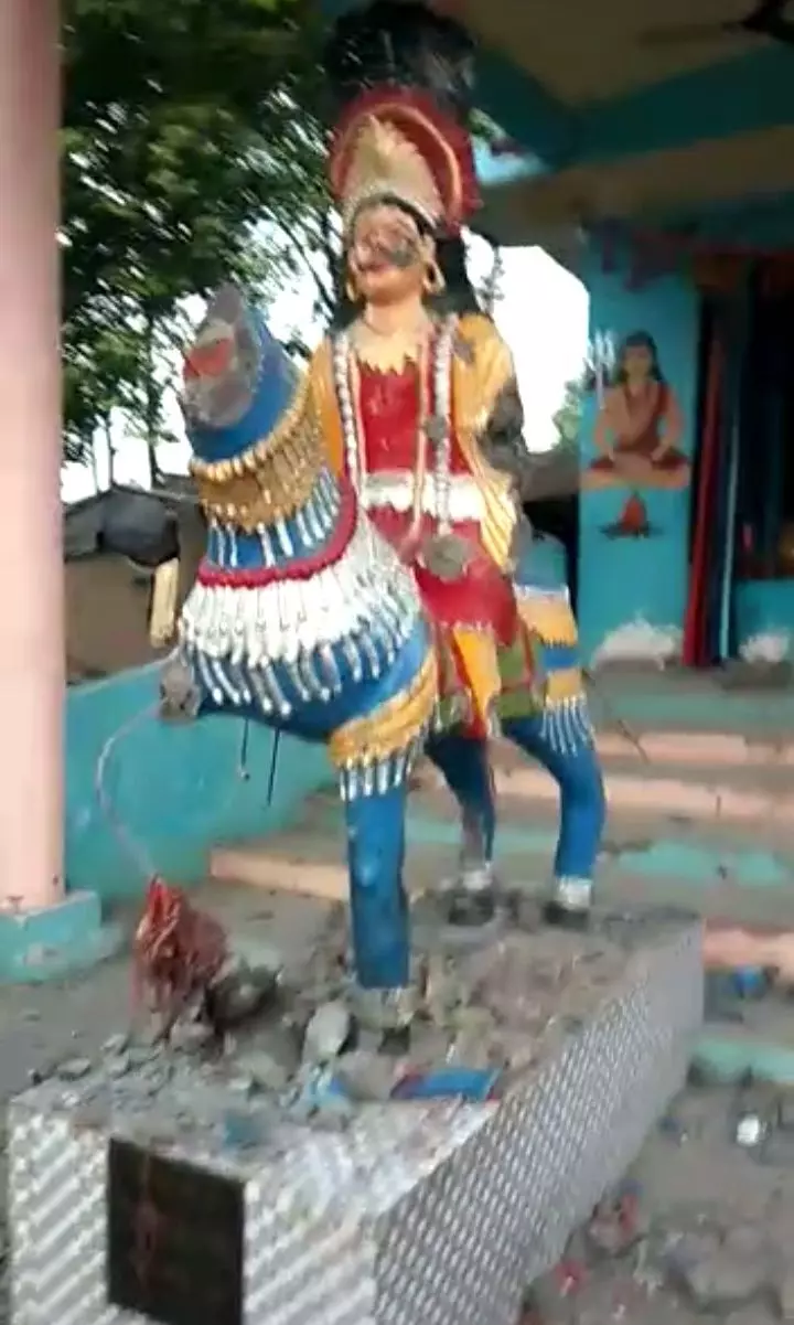 बधाई खुर्द में जाहरवीर की प्रतिमा को खंडित करने पर तनाव बधाई खुर्द में जाहरवीर की प्रतिमा को खंडित करने पर तनाव