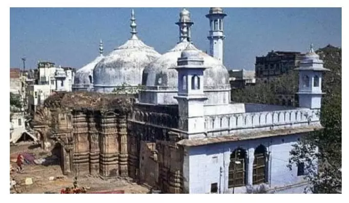 सुप्रीम कोर्ट में ज्ञानवापी पर सुनवाई आज, हिंदू संगठन ने भी दायर की याचिका सुप्रीम कोर्ट में ज्ञानवापी पर सुनवाई आज, हिंदू संगठन ने भी दायर की याचिका