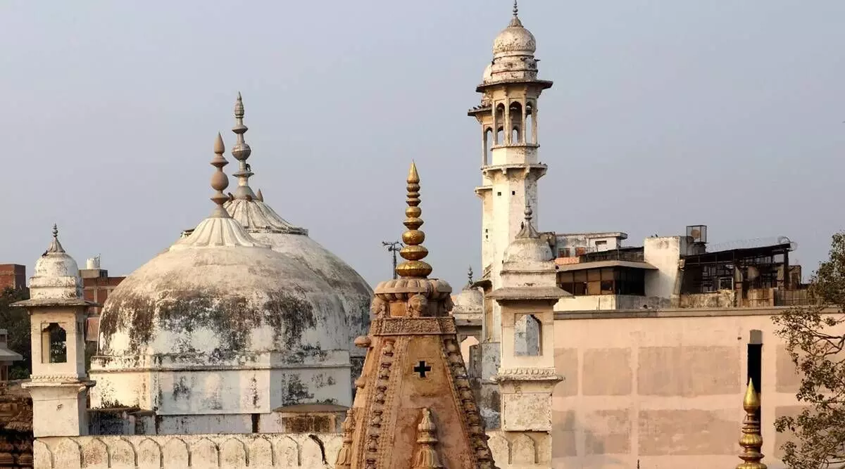 वाराणसी : ज्ञानवापी मस्जिद परिसर की वीडियोग्राफी सर्वे रिपोर्ट अदालत में पेश हुयी