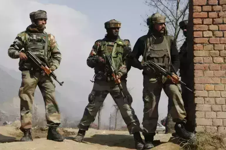 जम्मू कश्मीर मे मुठभेड मे दो आंतकी ढेर जम्मू कश्मीर मे मुठभेड मे दो आंतकी ढेर