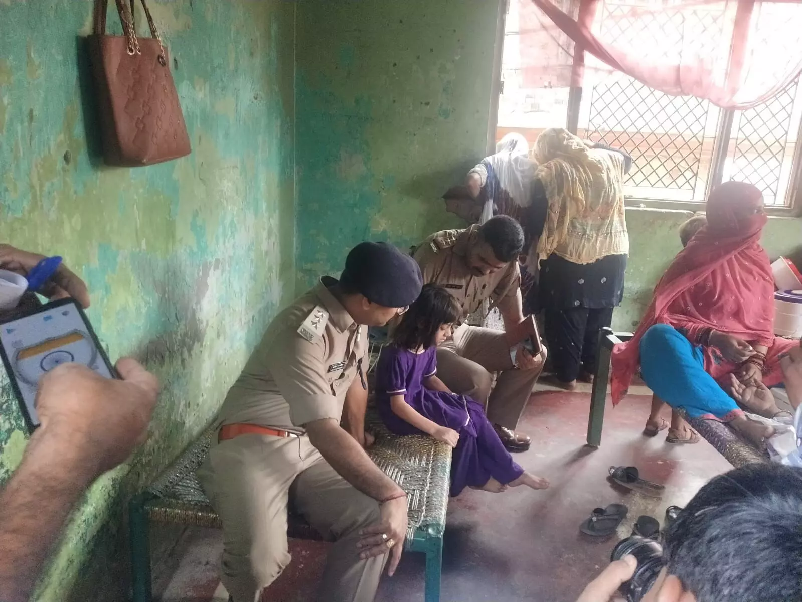 मेरठ.... महिला की गोली मारकर हत्या फैली सनसनी मेरठ.... महिला की गोली मारकर हत्या फैली सनसनी