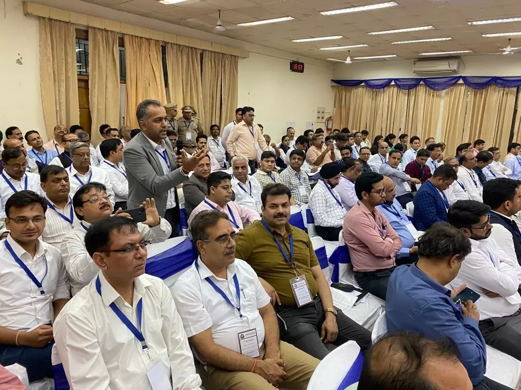 विपुल भटनागर ने केन्द्रीय मंत्री के समक्ष उठाया एमएसएमई का मुद्दा विपुल भटनागर ने केन्द्रीय मंत्री के समक्ष उठाया एमएसएमई का मुद्दा