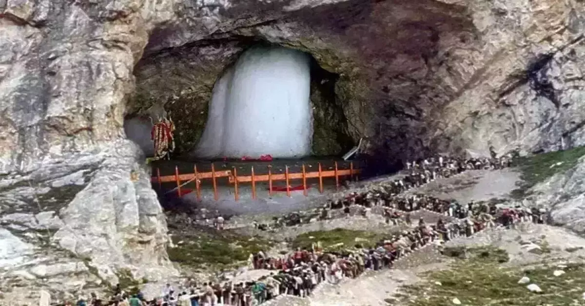 बालटाल, पहलगाम मार्गों पर अमरनाथ यात्रा अस्थायी रूप से स्थगित बालटाल, पहलगाम मार्गों पर अमरनाथ यात्रा अस्थायी रूप से स्थगित