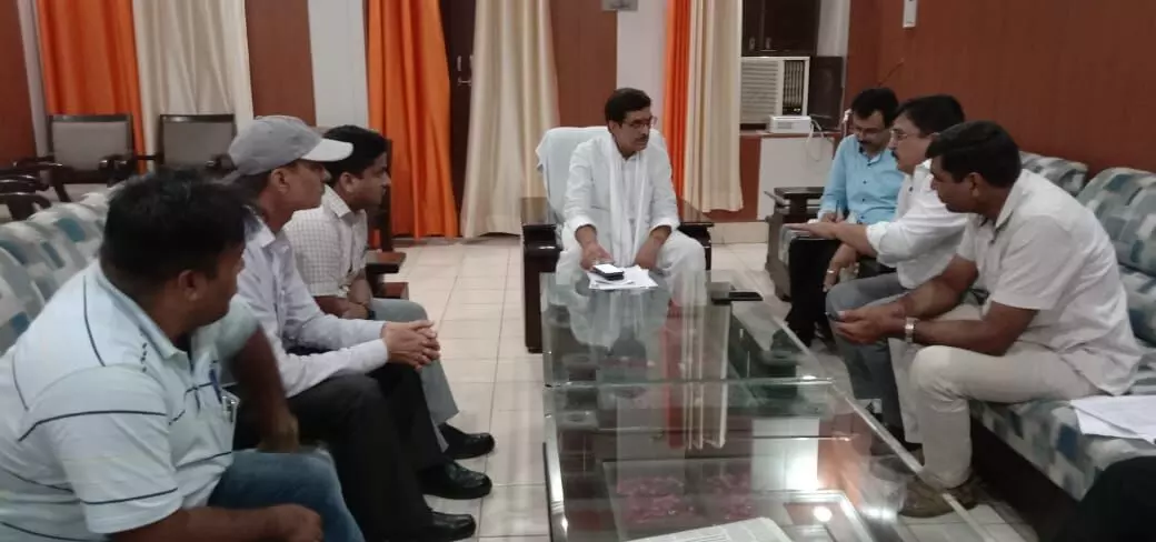 मुजफ्फरनगर...कांवडियों की सेवा-सुविधा में जुटे डा. वीरपाल