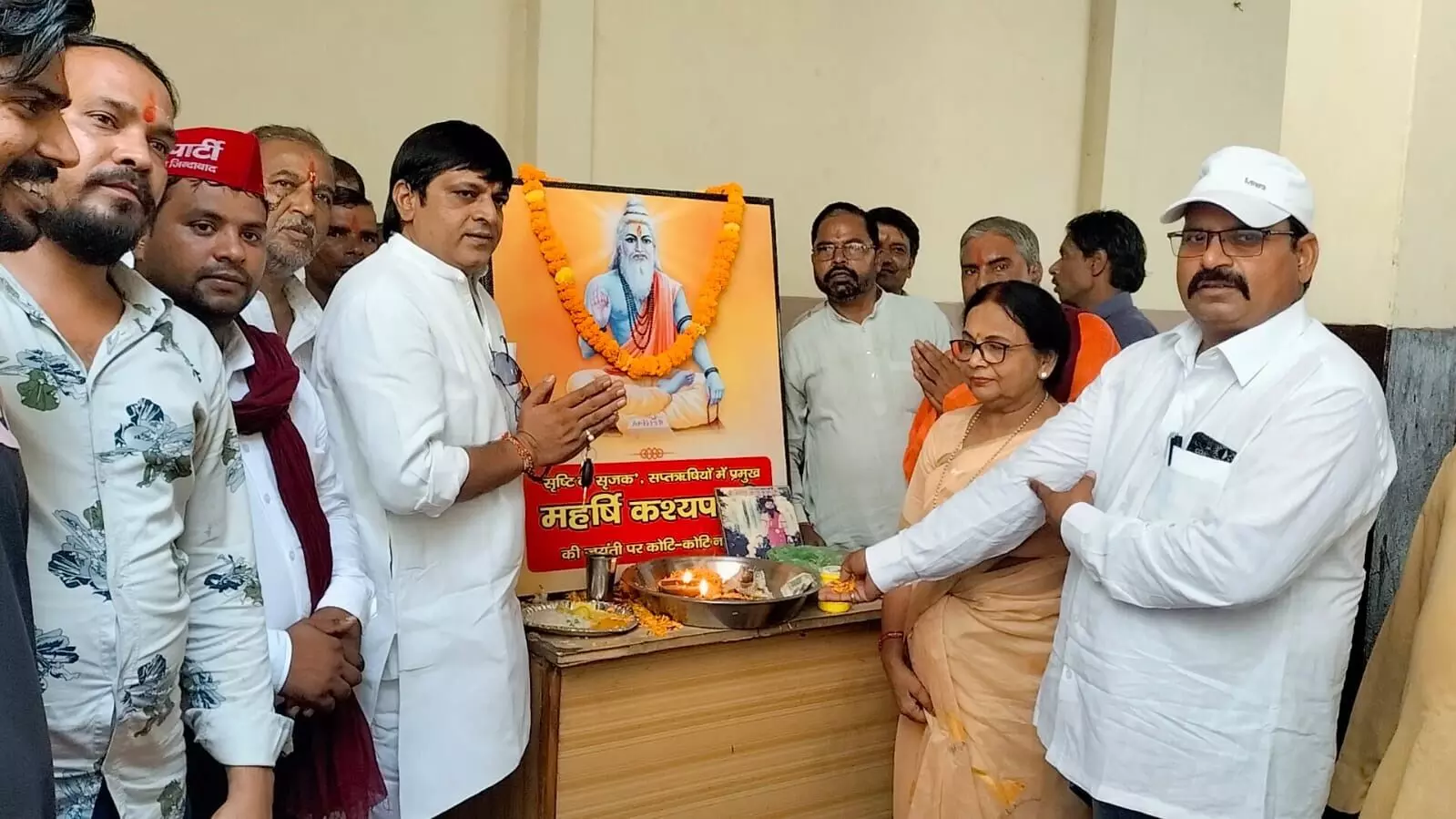 युवा पीढी को शिक्षित कर आगे बढाये कश्यप समाजः मनीष चौधरी युवा पीढी को शिक्षित कर आगे बढाये कश्यप समाजः मनीष चौधरी