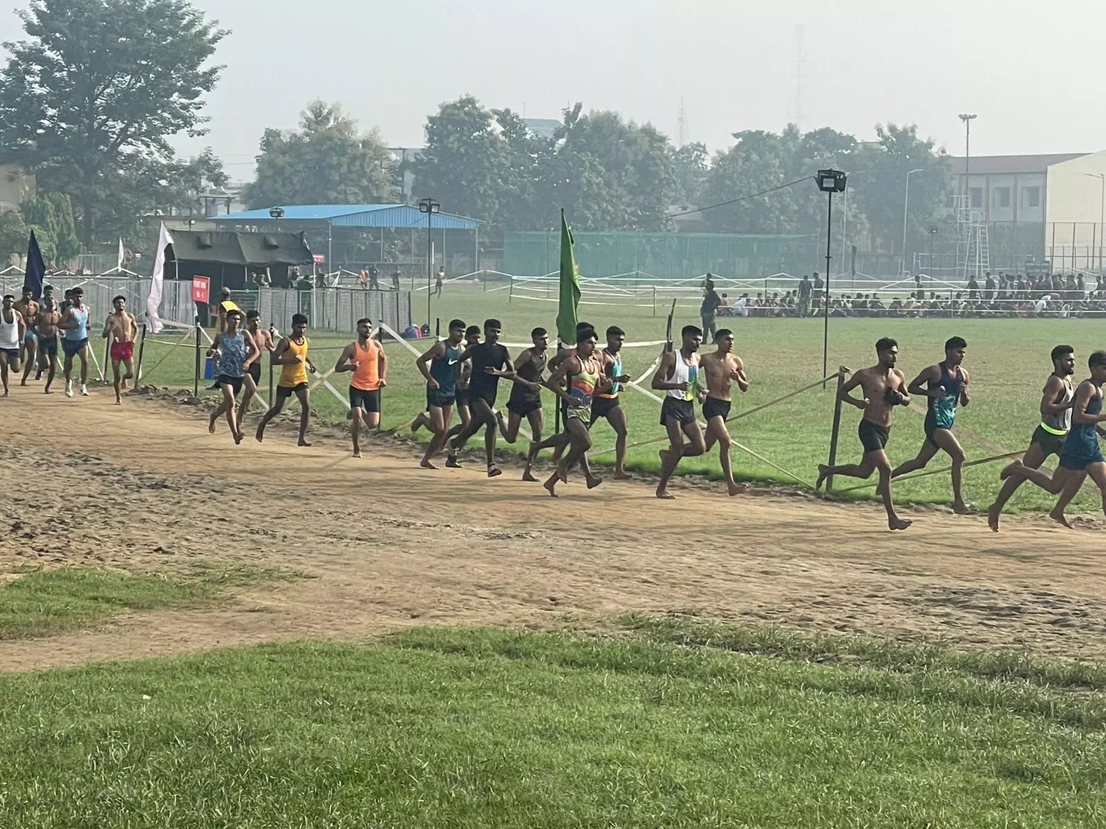 मुजफ्फरनगर...अग्निवीर सेना भर्ती में प्रतिबंधित इंजेक्शन का खेल मुजफ्फरनगर...अग्निवीर सेना भर्ती में प्रतिबंधित इंजेक्शन का खेल