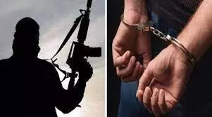 पुलिस ने दो आतंकी किये गिरफ्तार, भारी मात्रा में विस्फोटक बरामद पुलिस ने दो आतंकी किये गिरफ्तार, भारी मात्रा में विस्फोटक बरामद