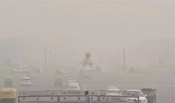 दिल्ली की आबोहवा में फिर घुला जहर, स्थिति बद से बदतर दिल्ली की आबोहवा में फिर घुला जहर, स्थिति बद से बदतर