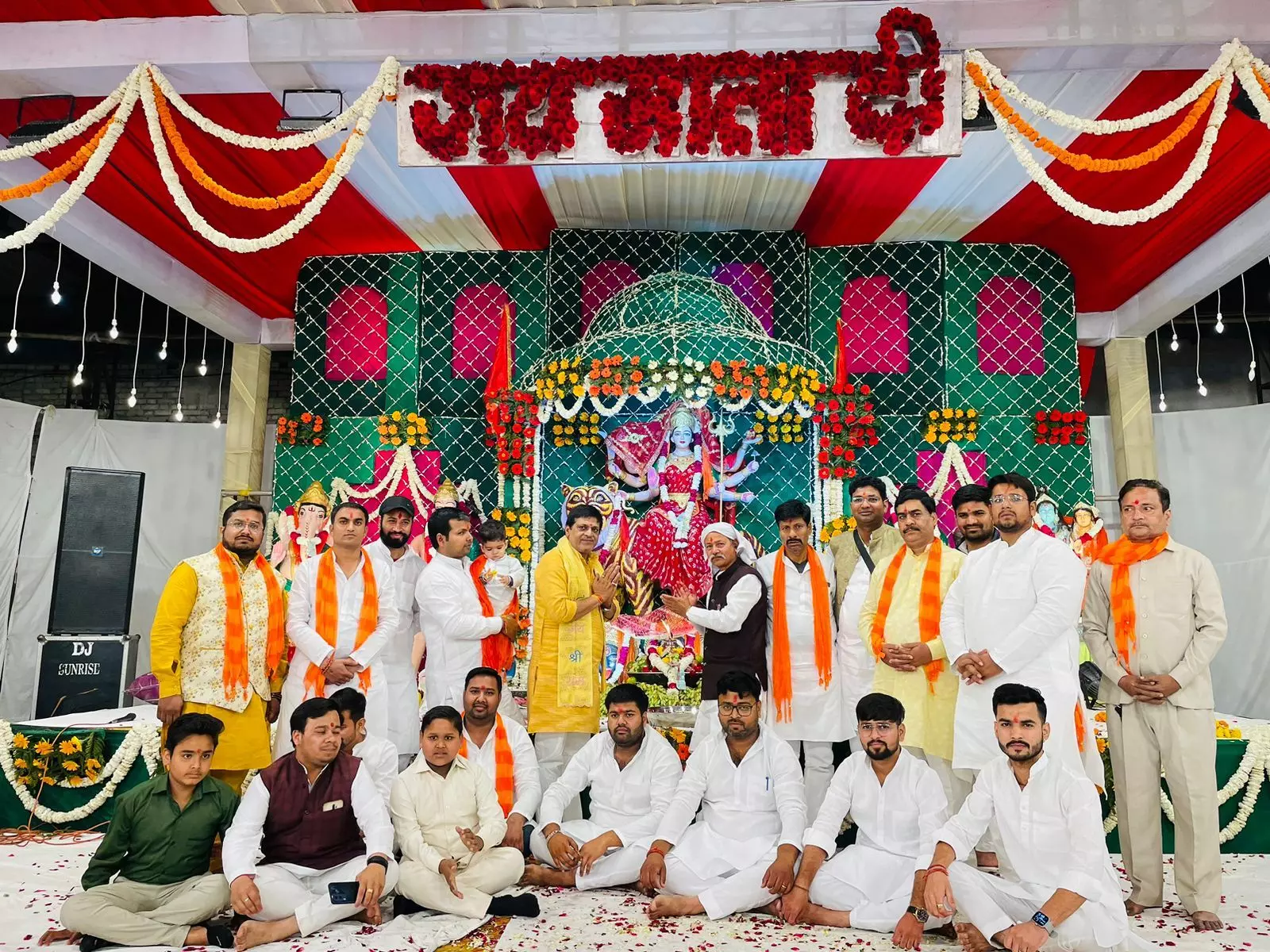 हिंदू नववर्ष के आगमन पर मां भगवती का हुआ जागरण हिंदू नववर्ष के आगमन पर मां भगवती का हुआ जागरण