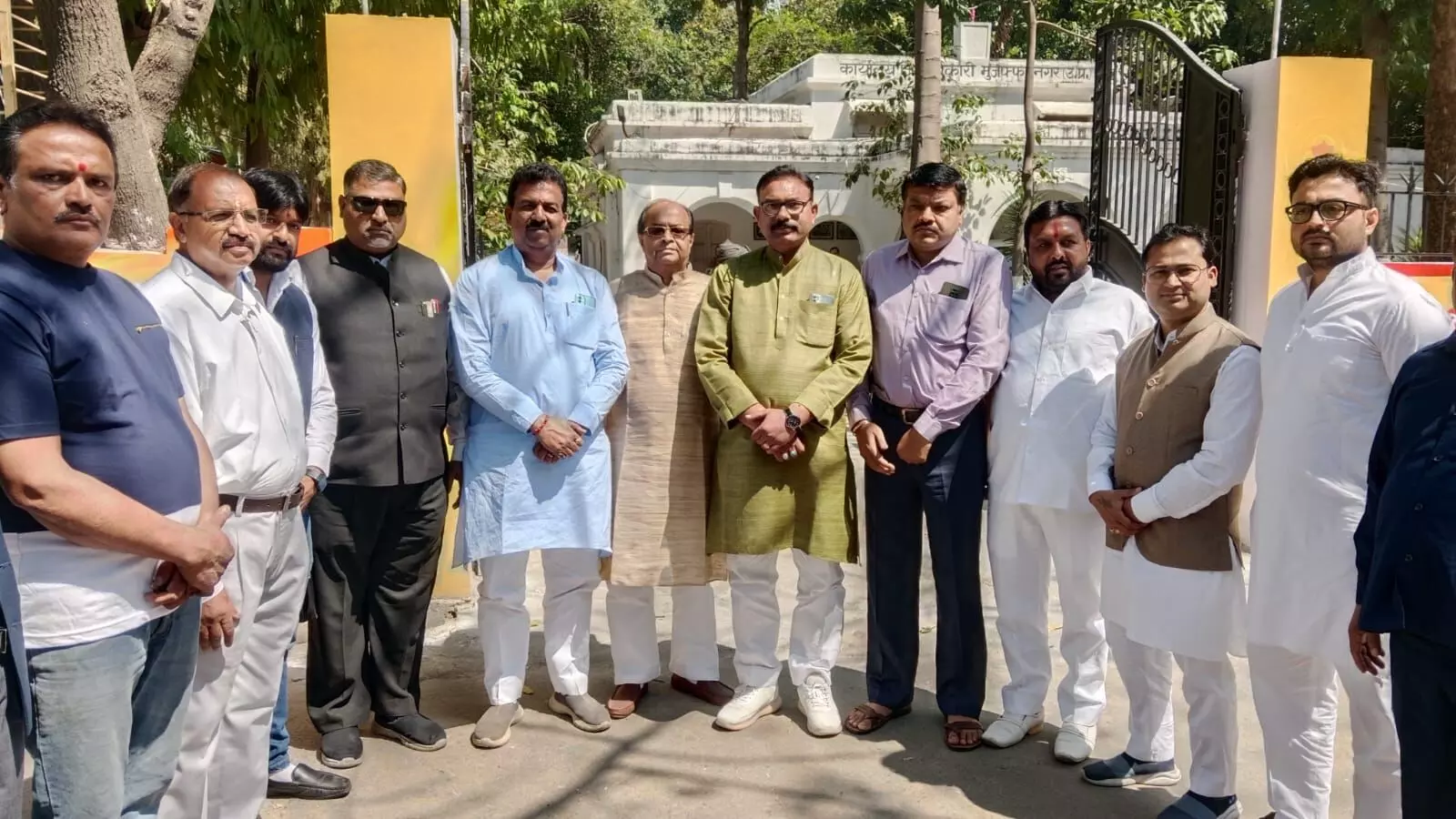 शुक्रवाल में अग्रवाल समाज की धर्मशाला पर अवैध कब्जा शुक्रवाल में अग्रवाल समाज की धर्मशाला पर अवैध कब्जा
