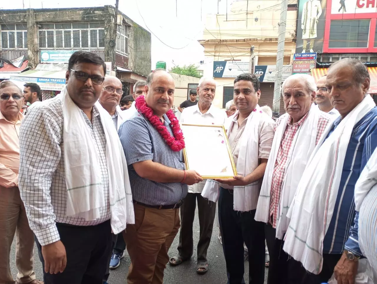 सर शादी लाल डिस्टलरी के कांवड़ शिविर का शुभारम्भ सर शादी लाल डिस्टलरी के कांवड़ शिविर का शुभारम्भ