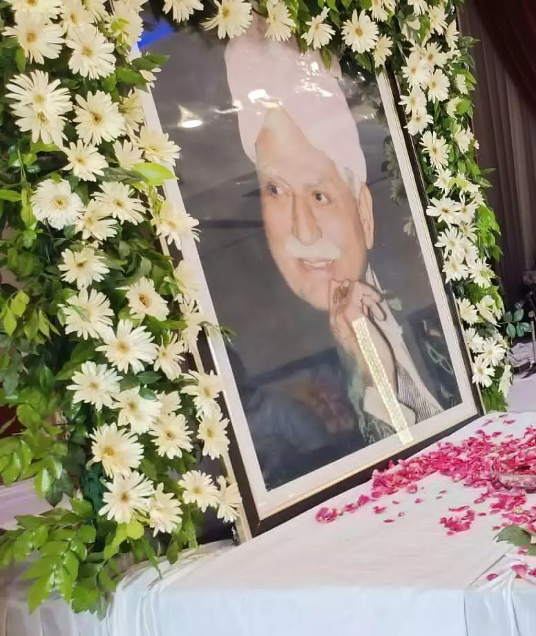 UTTAM CHAND SHARMA--पत्रकारिता के भीष्म को मुजफ्फरनगर का अंतिम नमन UTTAM CHAND SHARMA--पत्रकारिता के भीष्म को मुजफ्फरनगर का अंतिम नमन