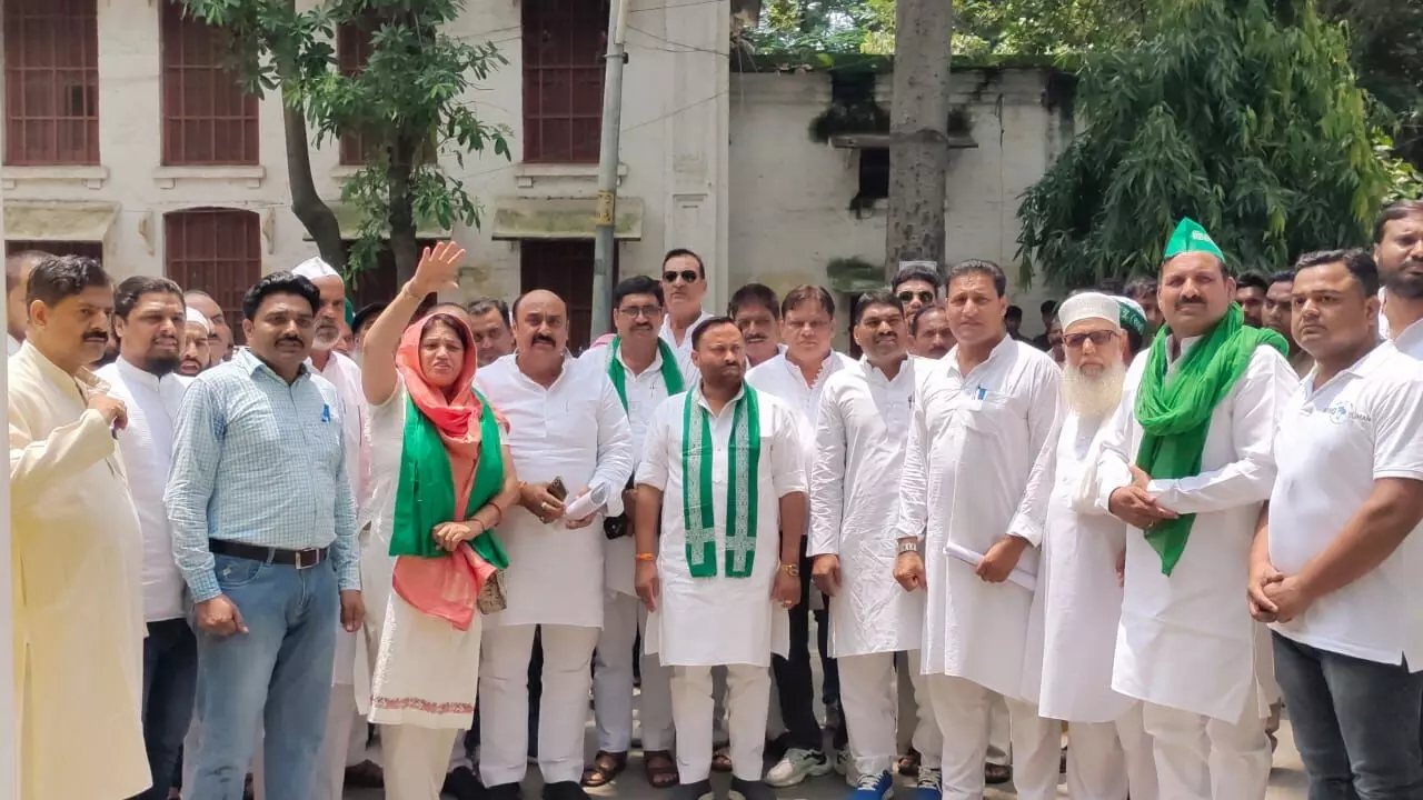 मणिपुर घटना को लेकर रालोद ने किया प्रदर्शन