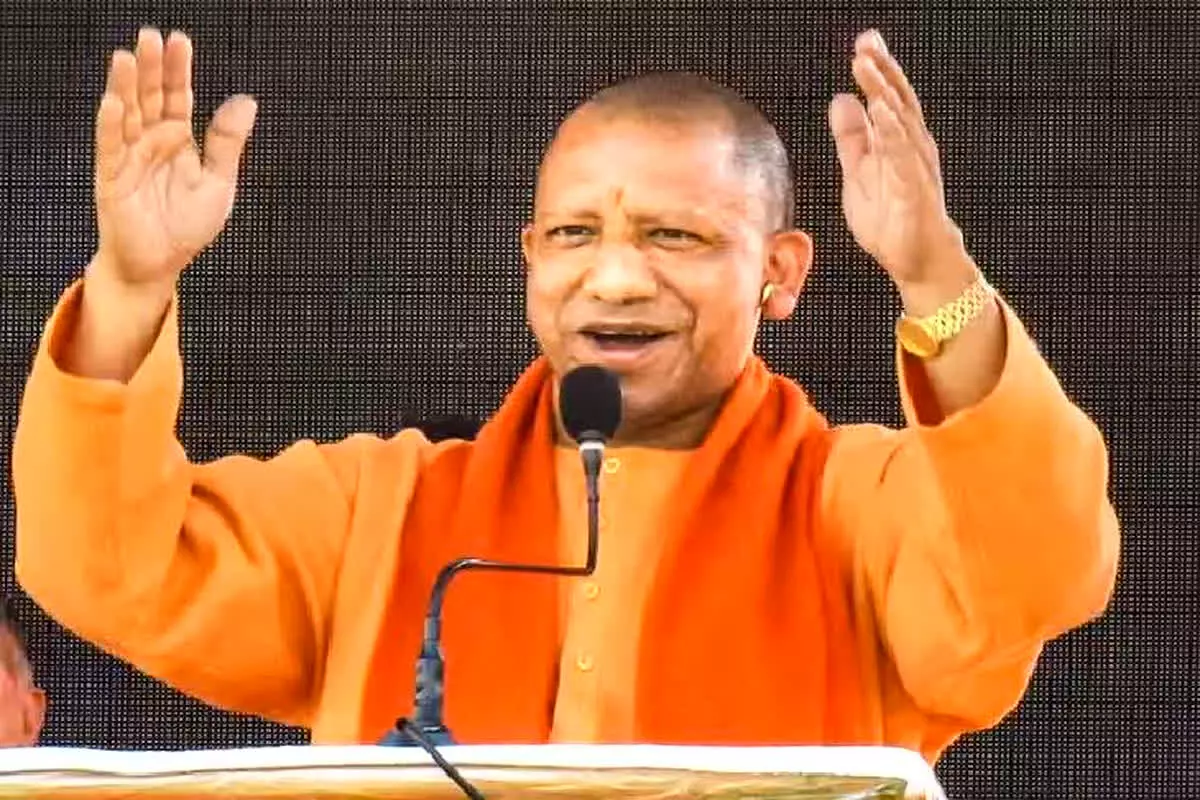 एससी-एसटी छात्रों को इसी वर्ष से मिलेगी बढ़ी हुई स्कालरशिपः योगी एससी-एसटी छात्रों को इसी वर्ष से मिलेगी बढ़ी हुई स्कालरशिपः योगी