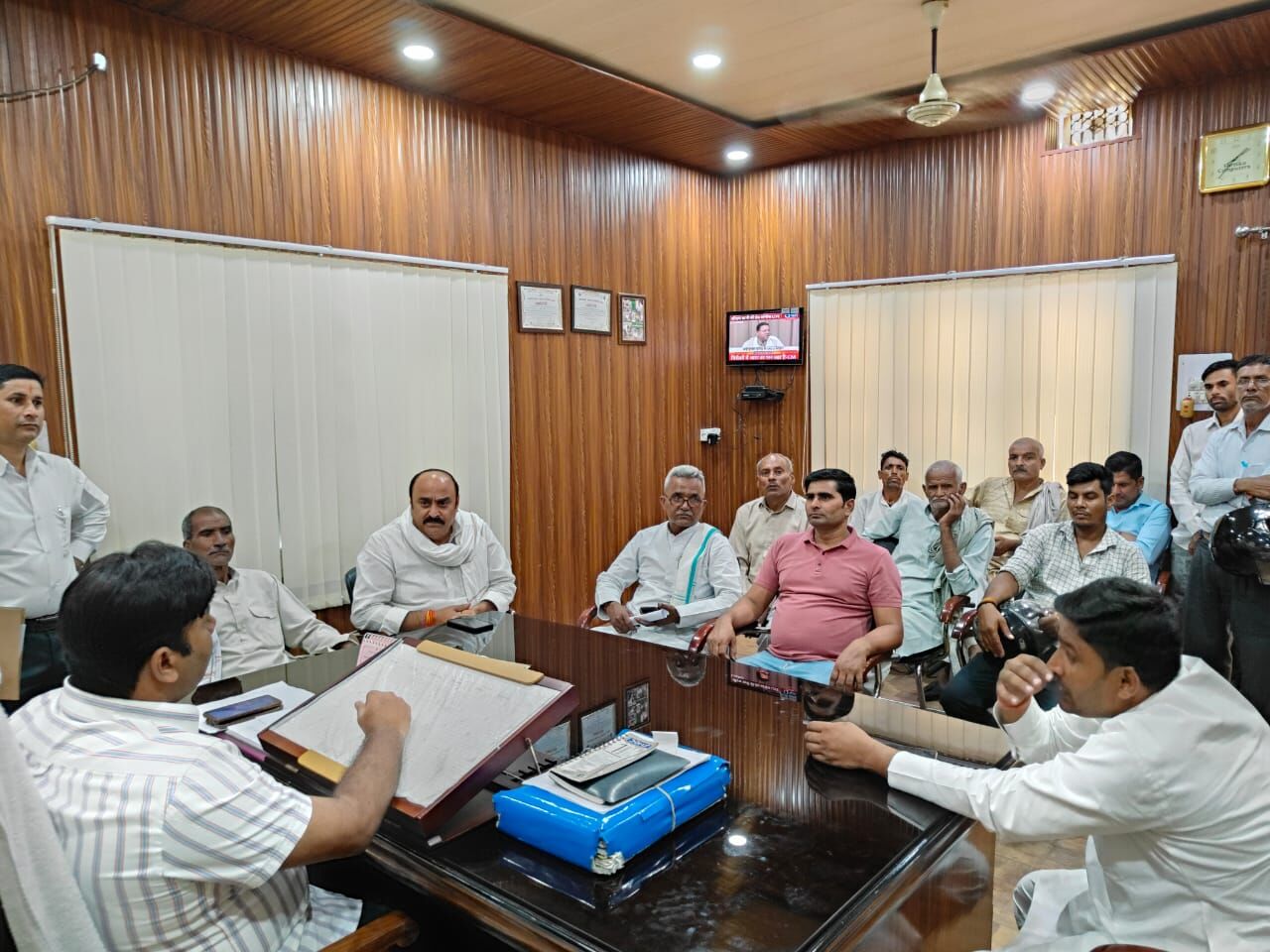 MUZAFFARNAGAR---कूड़ा घर निर्माण को लेकर मलीरा गांव में तनाव