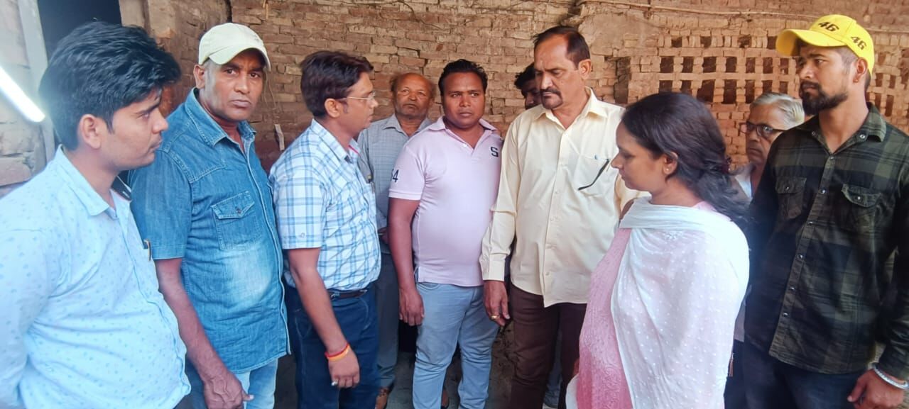 MUZAFFARNAGAR---चार विभागों की टीमों का डेरियों पर छापा