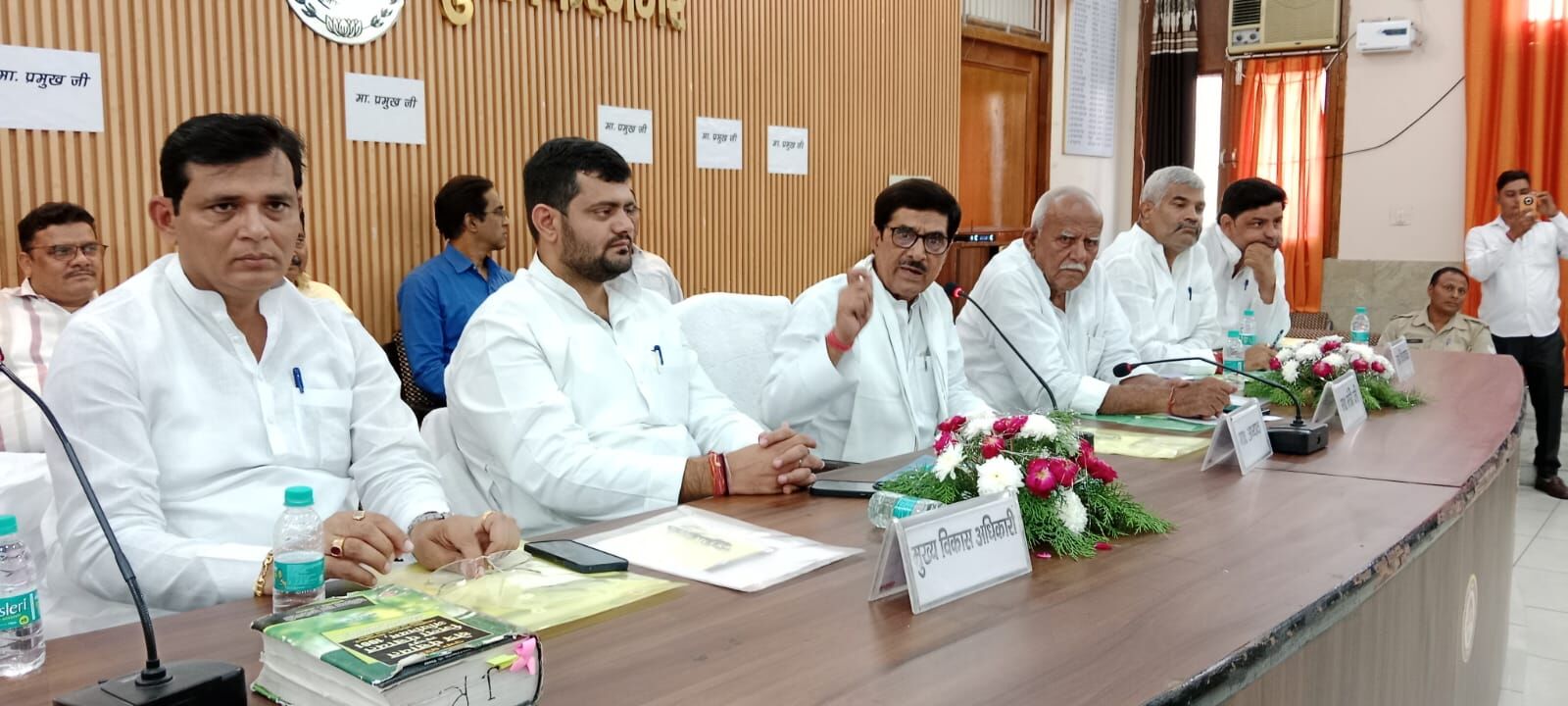 MUZAFFARNAGAR---अब फ्री नहीं मिलेगा जिला पंचायत का सभागार