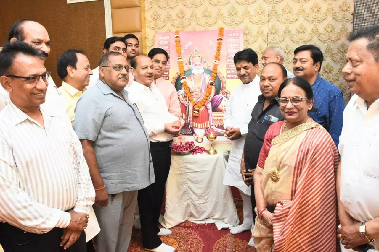 महाराजा अग्रसैन ने धर्म और अहिंसा का संदेश दियाः कपिल देव महाराजा अग्रसैन ने धर्म और अहिंसा का संदेश दियाः कपिल देव