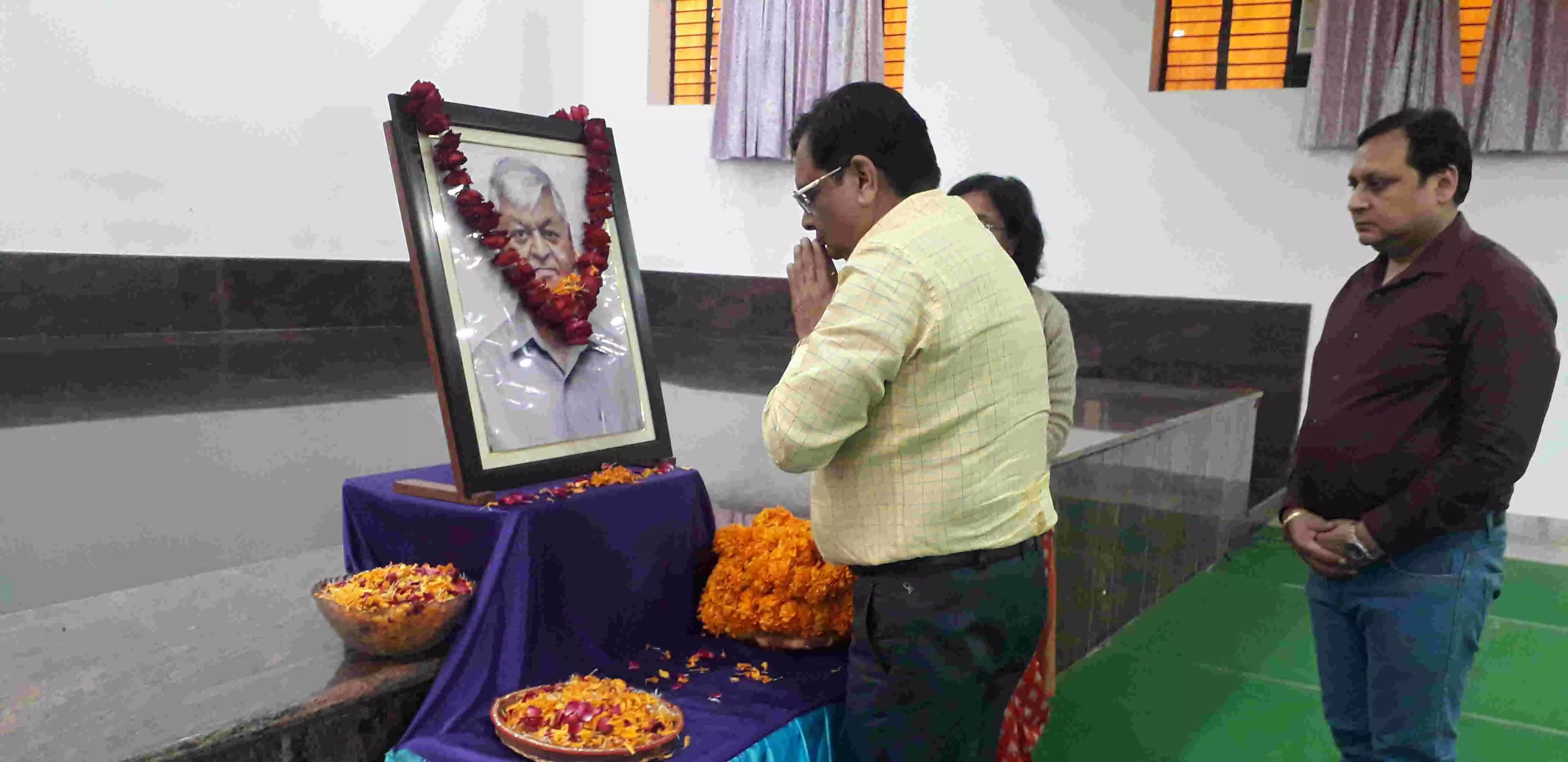 एम.जी. पब्लिक स्कूल में स्व. सुरेन्द्र सिंधी की चौथी पुण्यतिथि मनाई एम.जी. पब्लिक स्कूल में स्व. सुरेन्द्र सिंधी की चौथी पुण्यतिथि मनाई