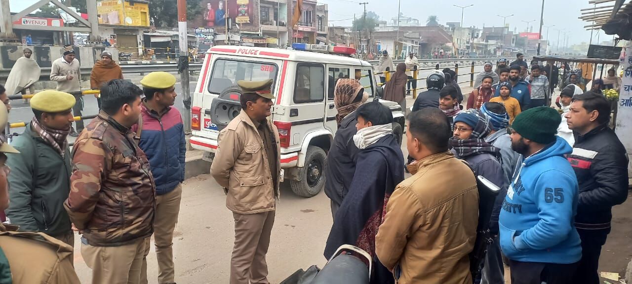 छपार में व्यापारी पर हमले के विरोध में बाजार बंद