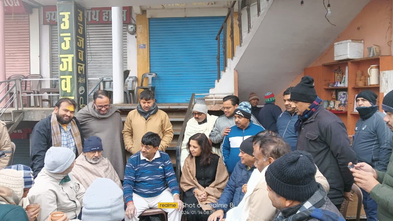 MUZAFFARNAGAR---दुकानदार की गंदी हरकत देख भड़के बालियान, कपिल ने विपक्ष को दी ये नसीहत