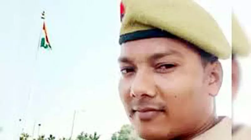 बकरा चोरी कर भाग रहे बदमाशों ने सिपाही को बुलेरों से रौंदा, मौत बकरा चोरी कर भाग रहे बदमाशों ने सिपाही को बुलेरों से रौंदा, मौत